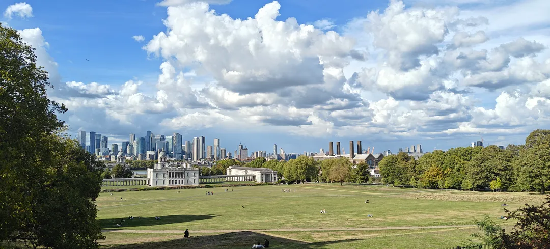 Greenwich Park: the Old Royal Naval College against Canary Wharf